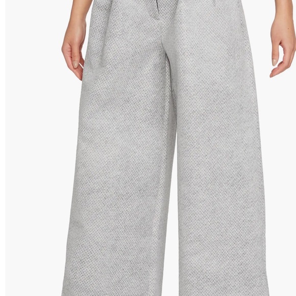 Nike Women's Tech Pack Therma-Fit ADV Wide Leg Pants Gray Sz L Streetwear